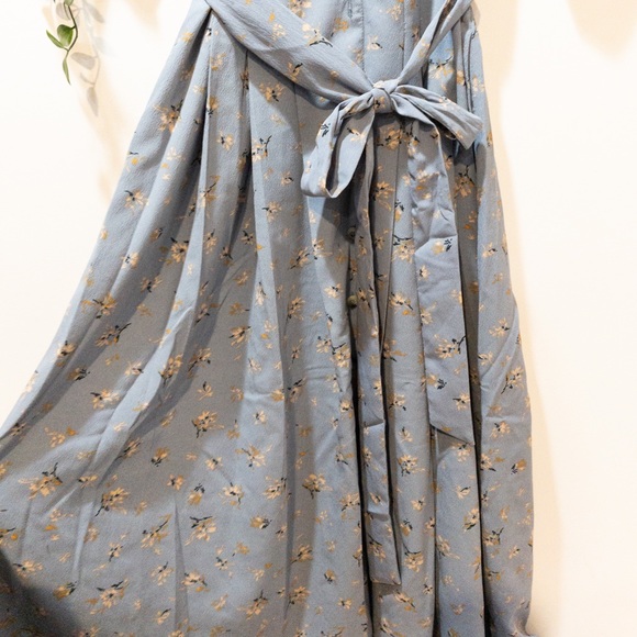 NWOT oak + fort floral dress - Picture 3 of 5